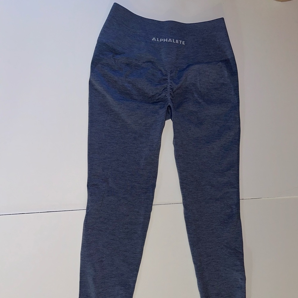 Alphalete amplify Blue Leggings